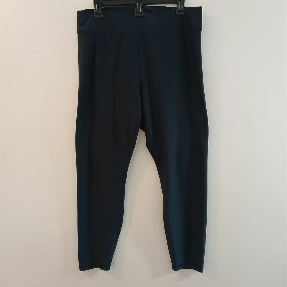 Lady Old Navy Go-Dry Cloud  ‎ Leggins Sz XL Buttery Soft  Moisture Wicking.
